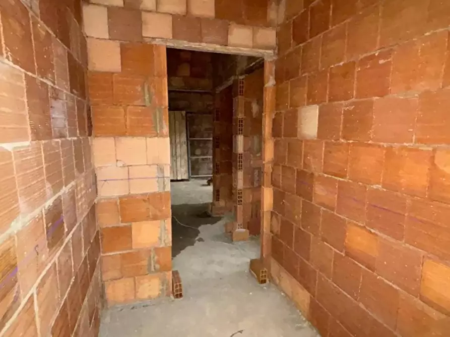 Immagine 27 di Appartamento in vendita  a Pescia