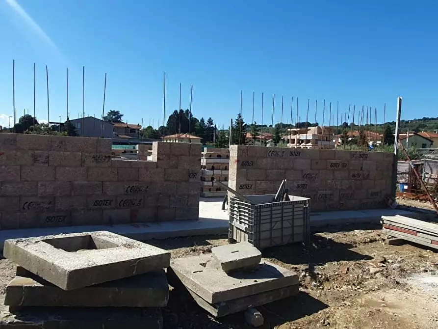 Immagine 6 di Appartamento in vendita  a Pescia