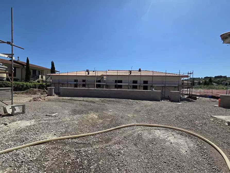 Immagine 42 di Appartamento in vendita  a Pescia
