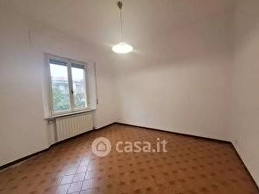 Immagine 34 di Villa in vendita  a Pisa
