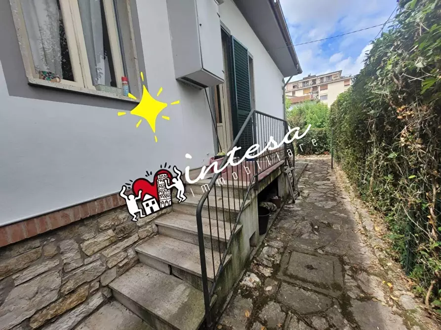 Immagine 22 di Villa in vendita  a Pisa