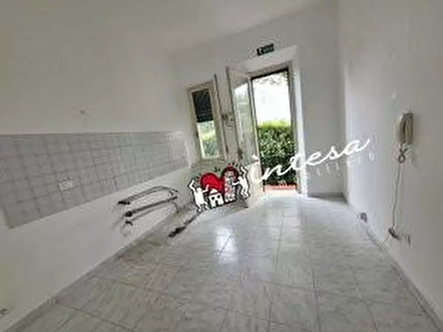 Immagine 18 di Villa in vendita  a Pisa