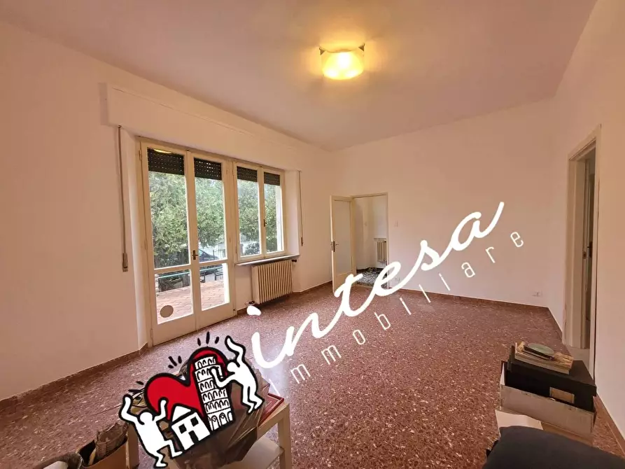 Immagine 9 di Villa in vendita  a Pisa