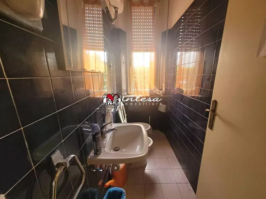 Immagine 17 di Villa in vendita  a Pisa