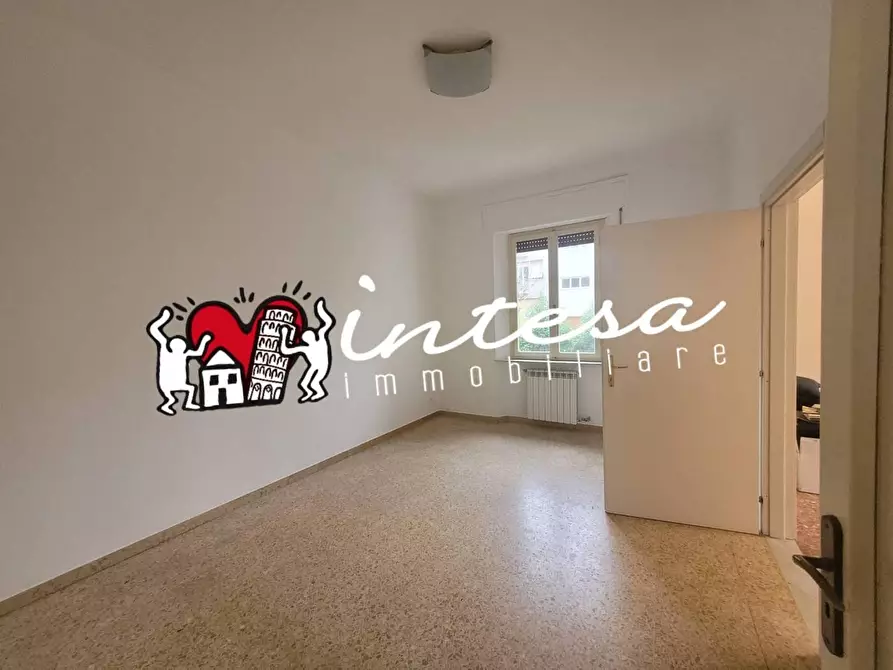 Immagine 14 di Villa in vendita  a Pisa