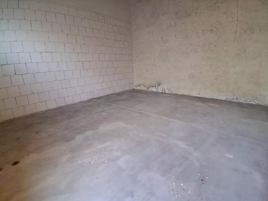 Immagine 21 di Appartamento in vendita  a Capannori