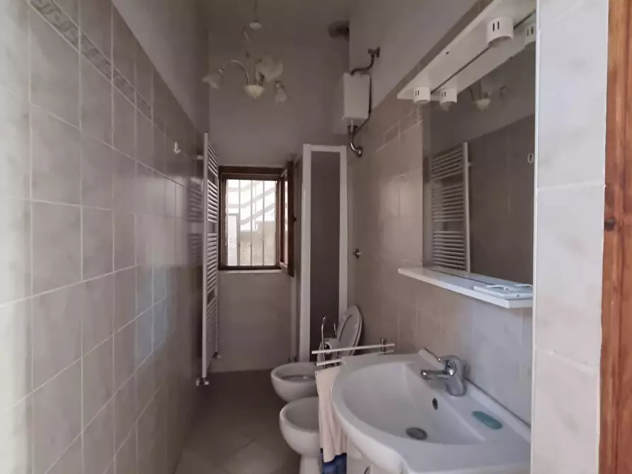 Immagine 44 di Casa indipendente in vendita  a Colle Di Val D'elsa