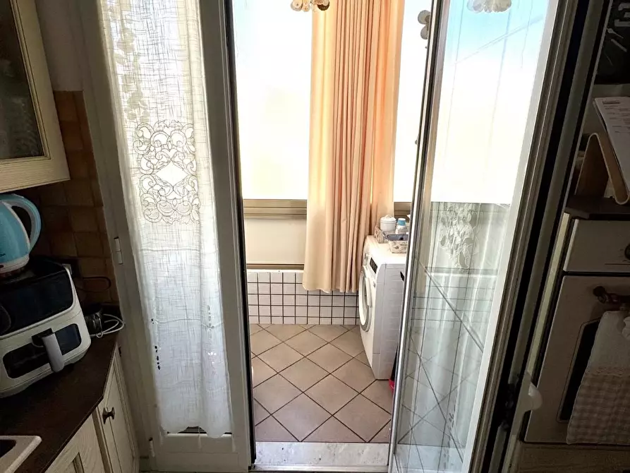 Immagine 11 di Appartamento in vendita  a Piombino