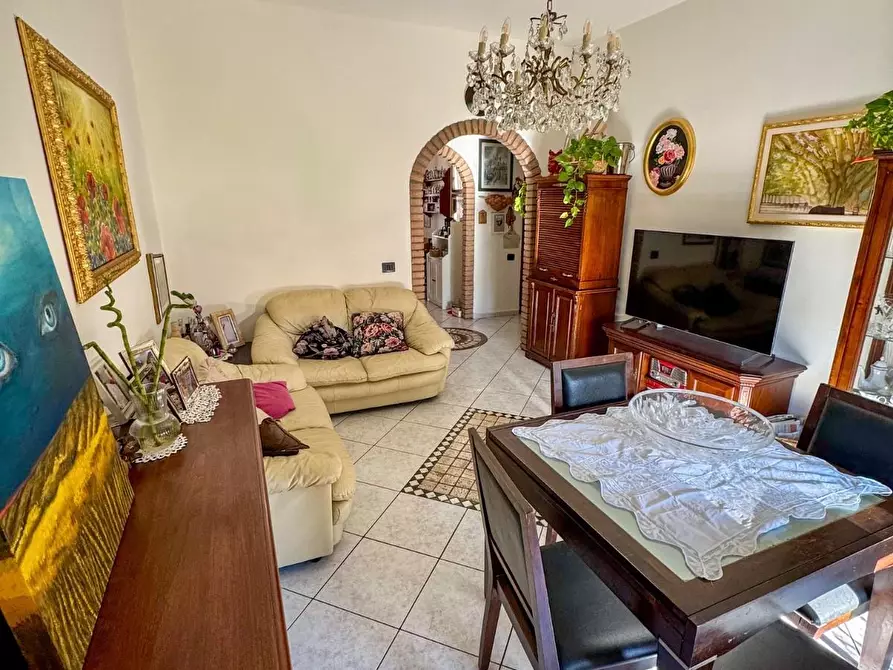 Immagine 5 di Appartamento in vendita  a Piombino