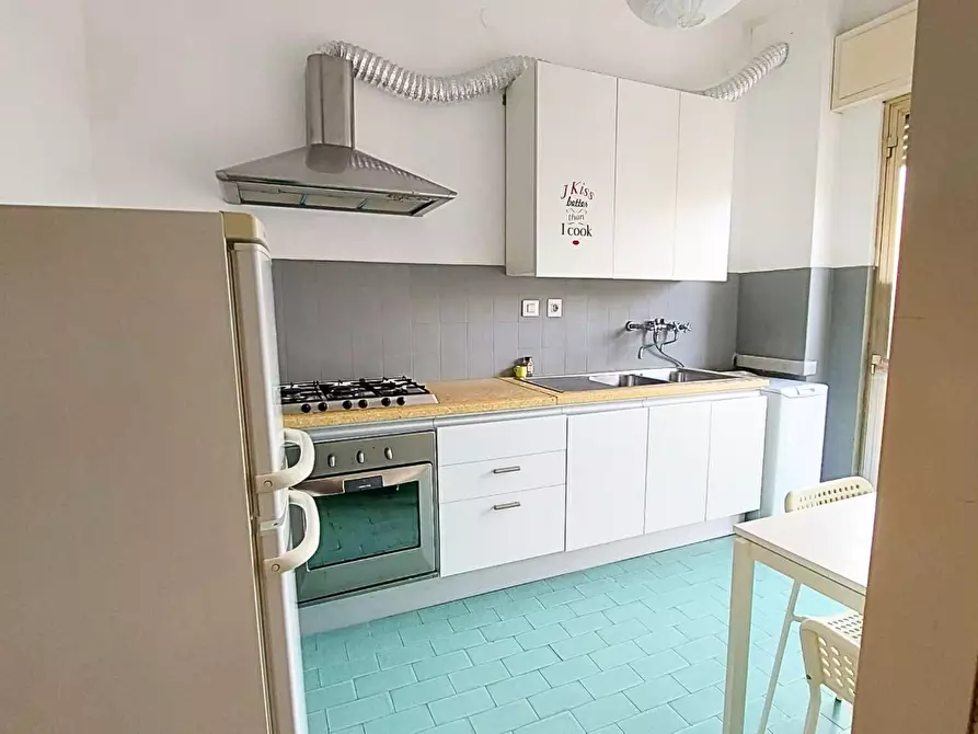 Immagine 8 di Appartamento in vendita  a Camaiore