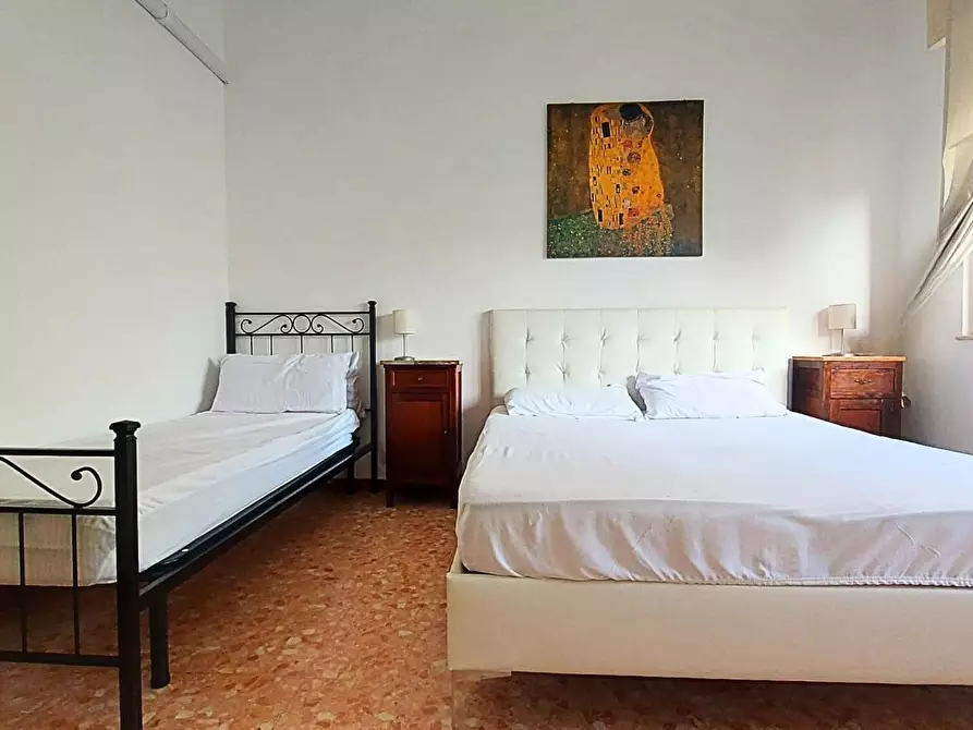 Immagine 9 di Appartamento in vendita  a Camaiore