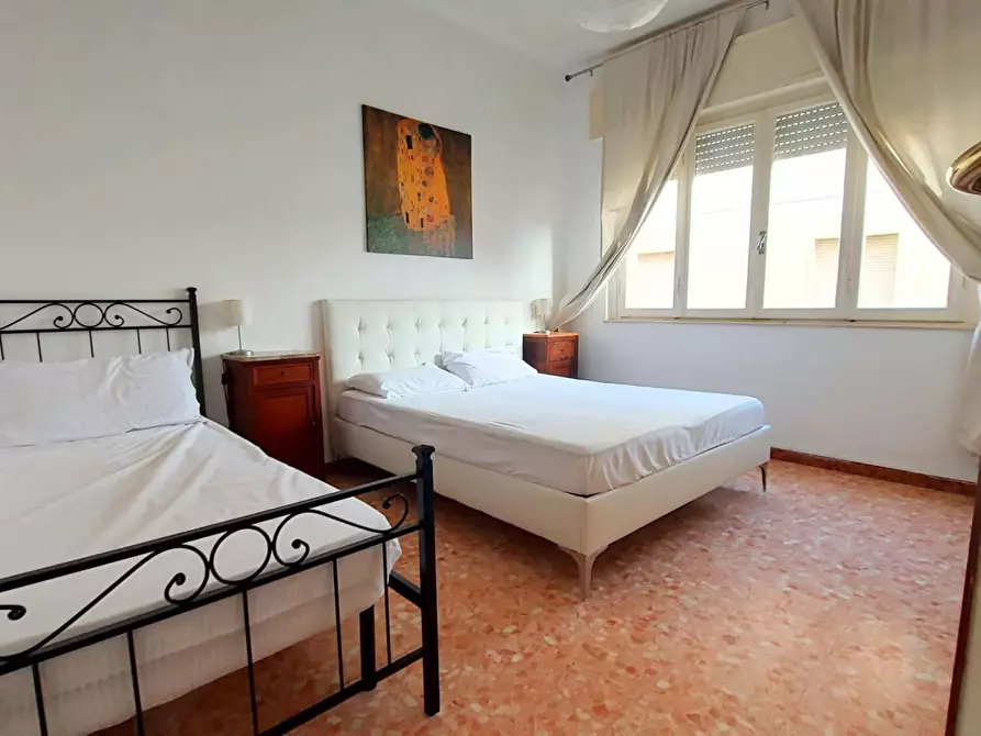 Immagine 12 di Appartamento in vendita  a Camaiore