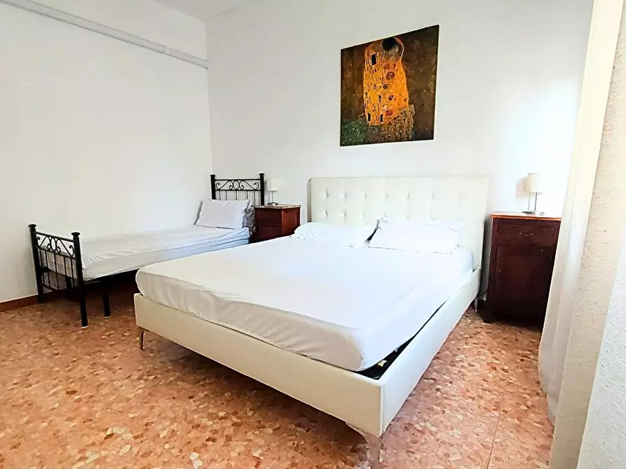 Immagine 14 di Appartamento in vendita  a Camaiore