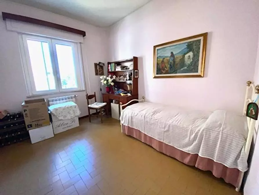 Immagine 16 di Appartamento in vendita  a Montecatini Terme