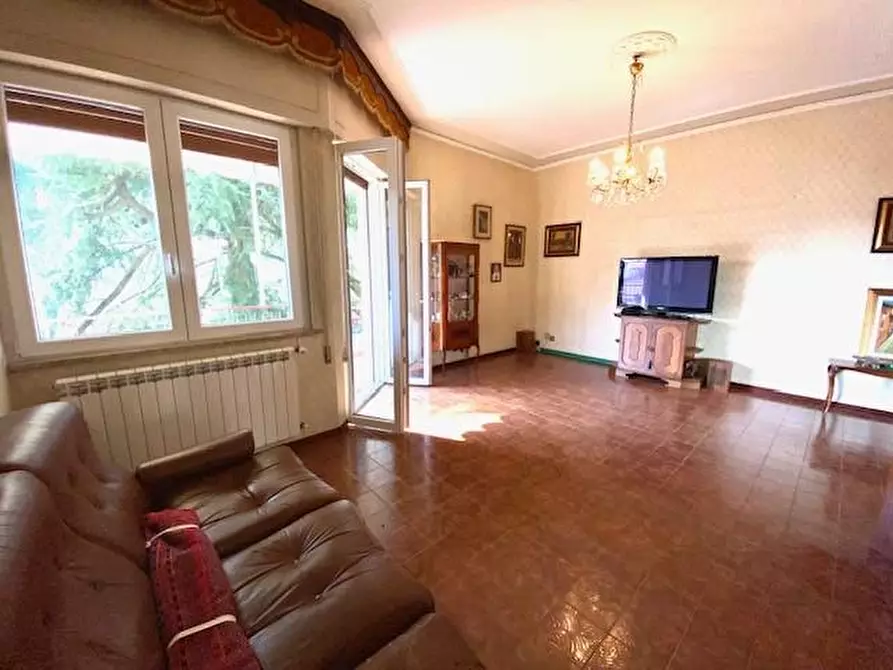 Immagine 4 di Appartamento in vendita  a Montecatini Terme