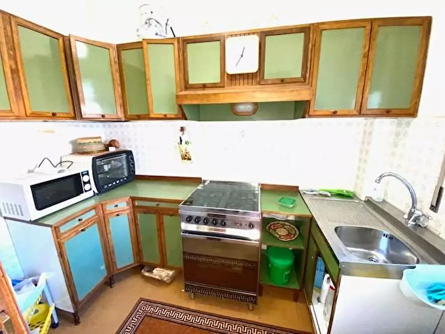 Immagine 9 di Appartamento in vendita  a Montecatini Terme