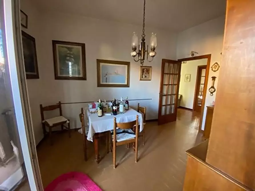 Immagine 26 di Appartamento in vendita  a Montecatini Terme