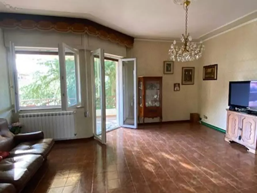 Immagine 24 di Appartamento in vendita  a Montecatini Terme