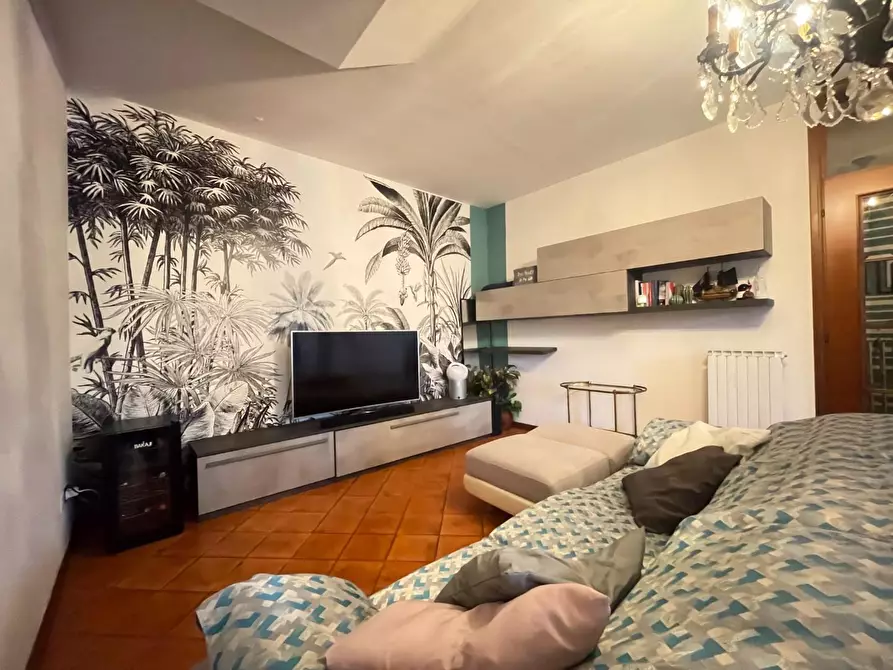 Immagine 2 di Appartamento in vendita  a Pisa