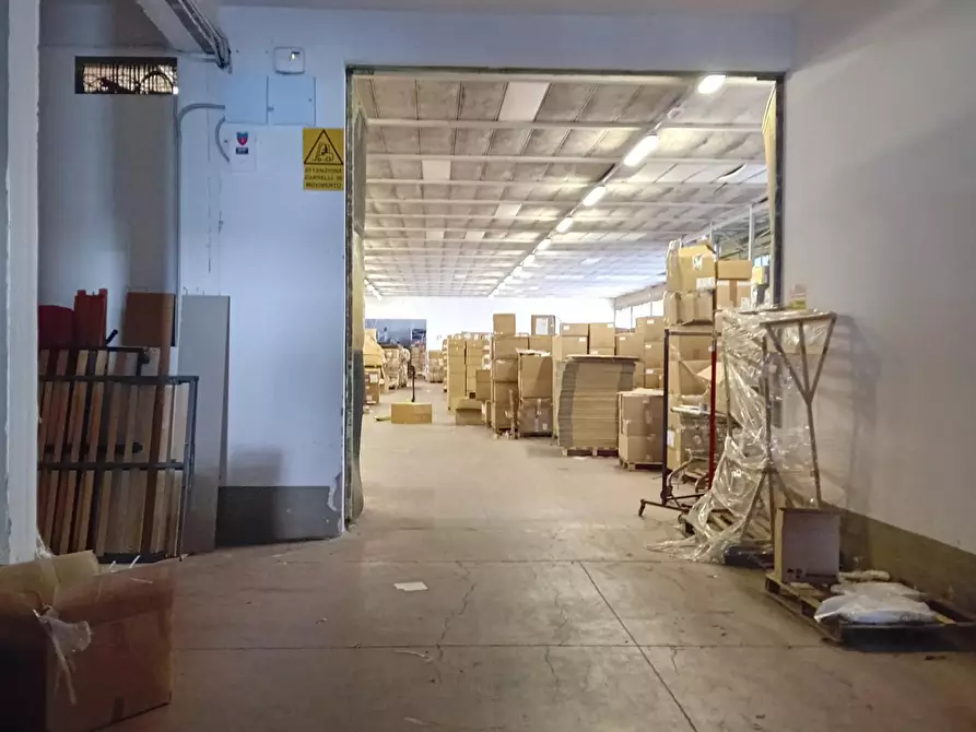 Immagine 5 di Attività artigianale in vendita  a Poggio A Caiano