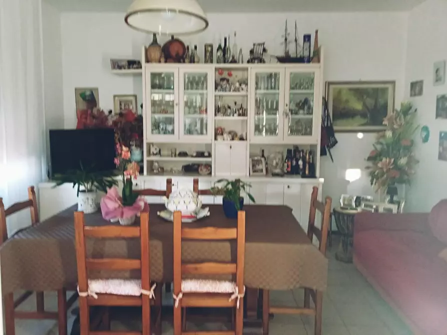 Immagine 10 di Villa in vendita  a Calcinaia