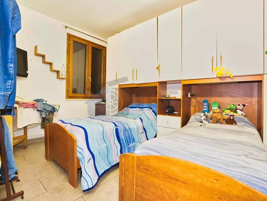 Immagine 12 di Appartamento in vendita  a Suvereto