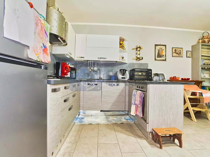 Immagine 2 di Appartamento in vendita  a Suvereto