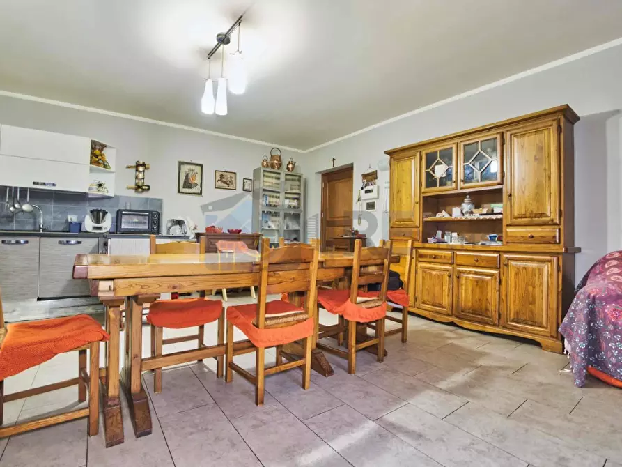 Immagine 9 di Appartamento in vendita  a Suvereto