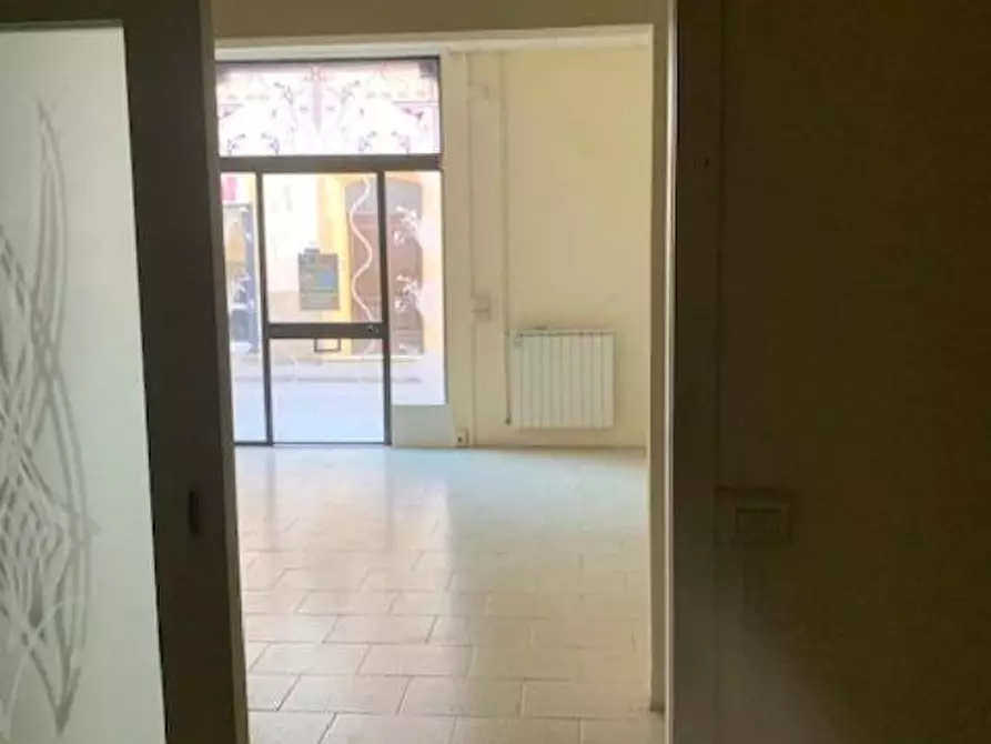 Immagine 7 di Laboratorio in affitto  a Pontedera