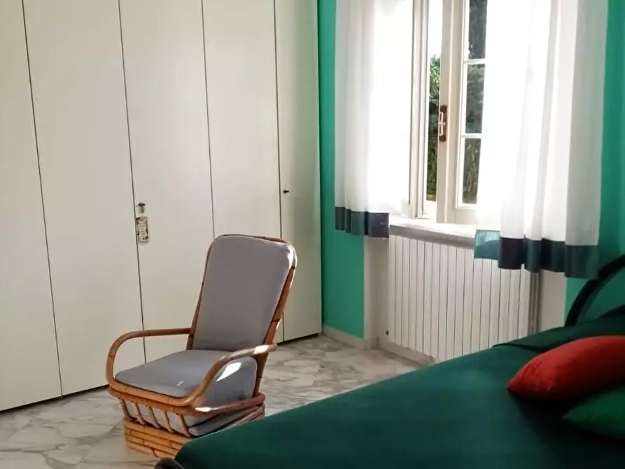 Immagine 28 di Villa in vendita  a Carrara