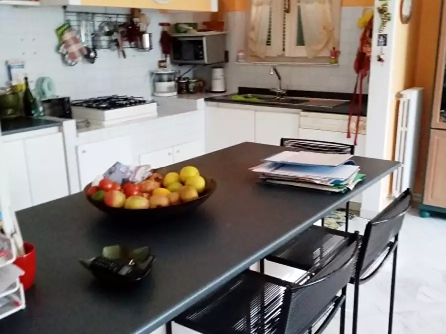 Immagine 21 di Villa in vendita  a Carrara