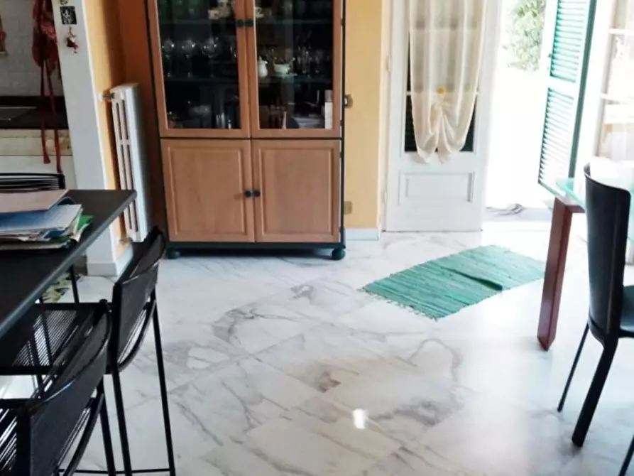Immagine 22 di Villa in vendita  a Carrara
