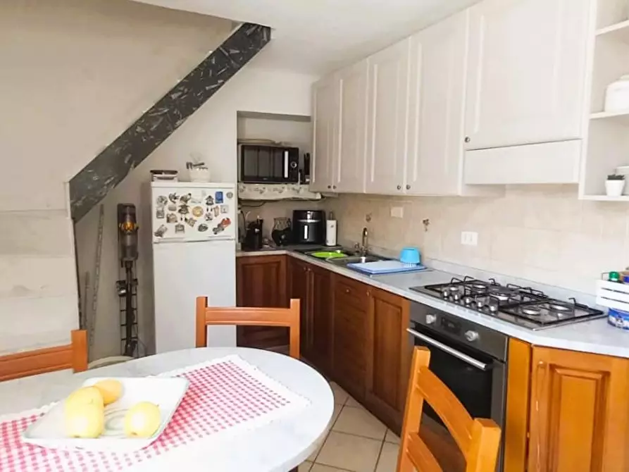 Immagine 19 di Porzione di casa in vendita  a Carrara