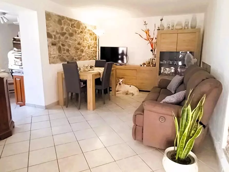 Immagine 6 di Porzione di casa in vendita  a Carrara