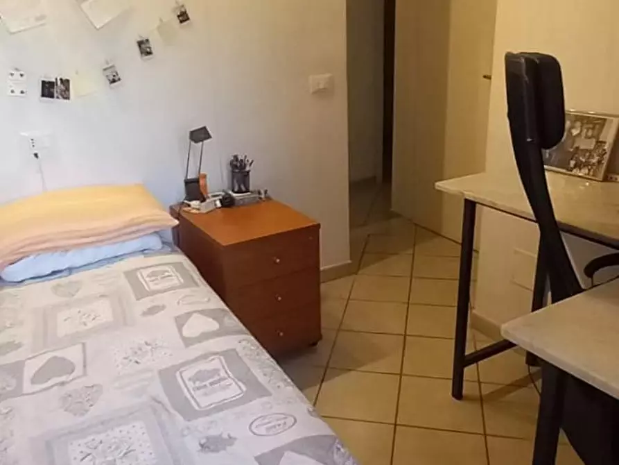 Immagine 47 di Porzione di casa in vendita  a Carrara