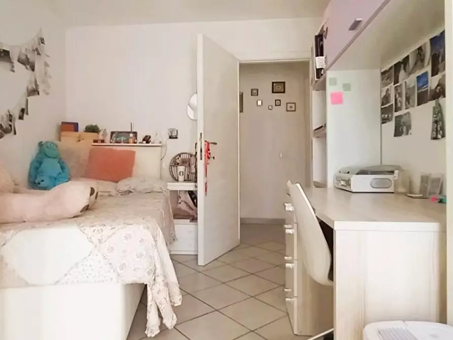 Immagine 49 di Porzione di casa in vendita  a Carrara