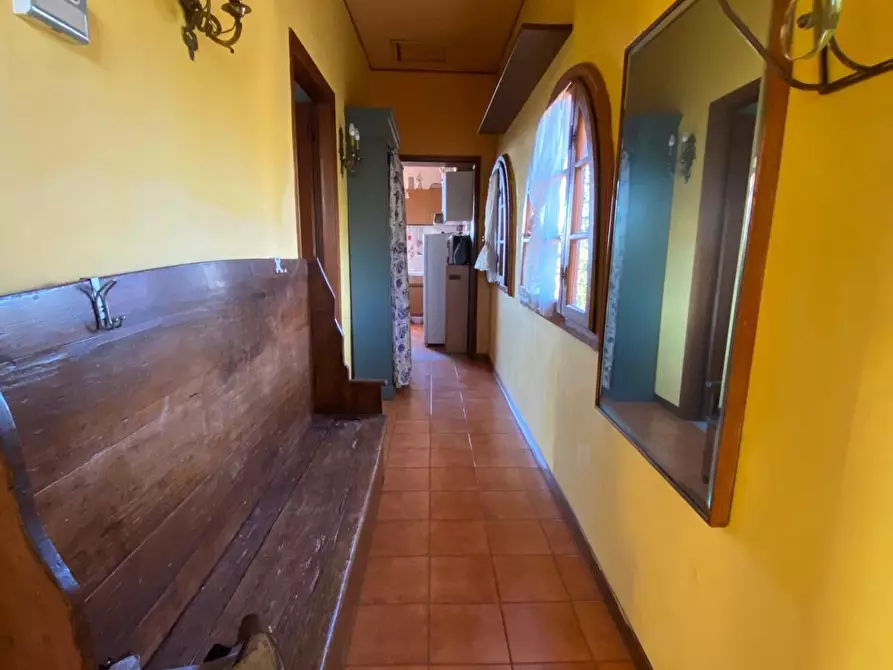 Immagine 5 di Casa bifamiliare in vendita  a Massa