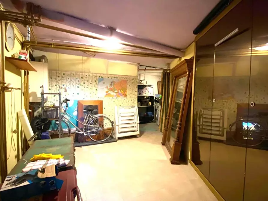 Immagine 19 di Casa bifamiliare in vendita  a Massa