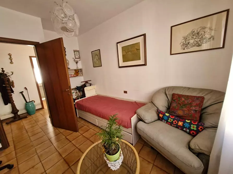 Immagine 11 di Appartamento in vendita  a Piombino