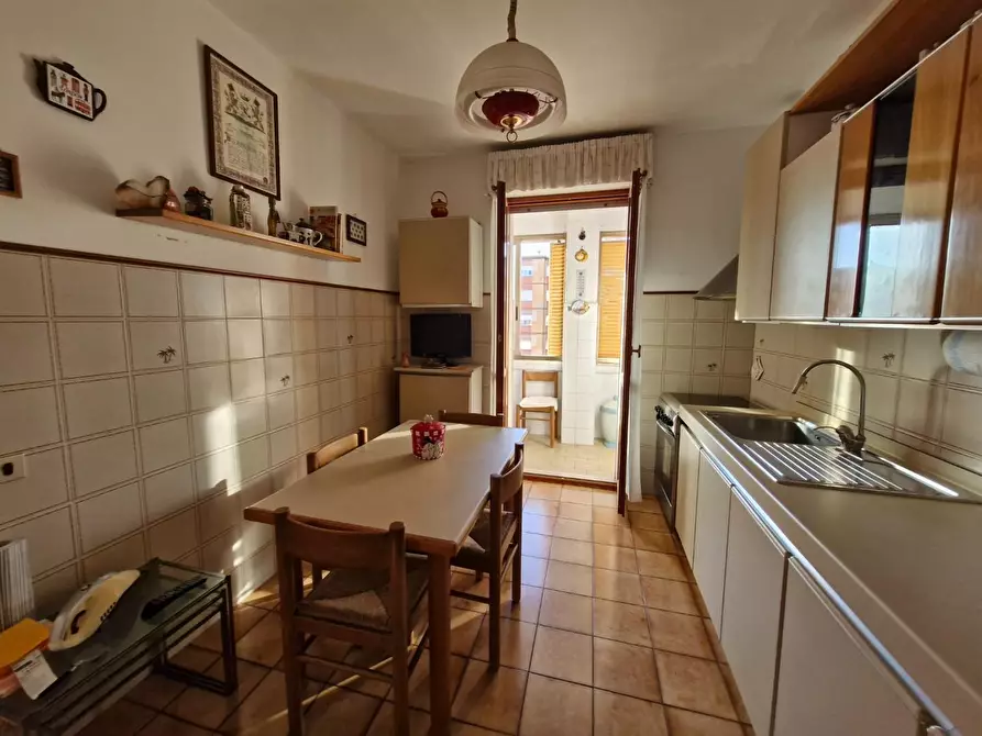 Immagine 4 di Appartamento in vendita  a Piombino