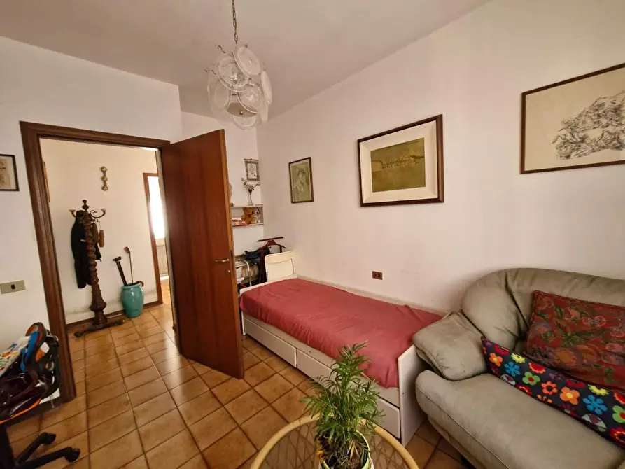 Immagine 10 di Appartamento in vendita  a Piombino