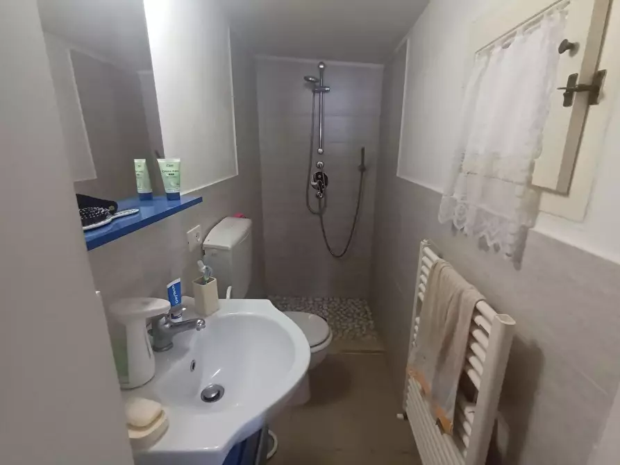 Immagine 28 di Terratetto in vendita  a Lucca