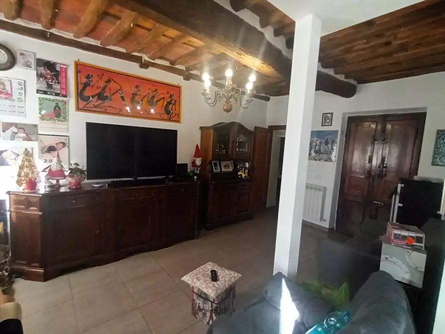 Immagine 25 di Terratetto in vendita  a Lucca