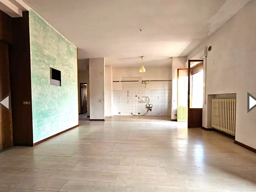 Immagine 36 di Appartamento in vendita  a Poggibonsi