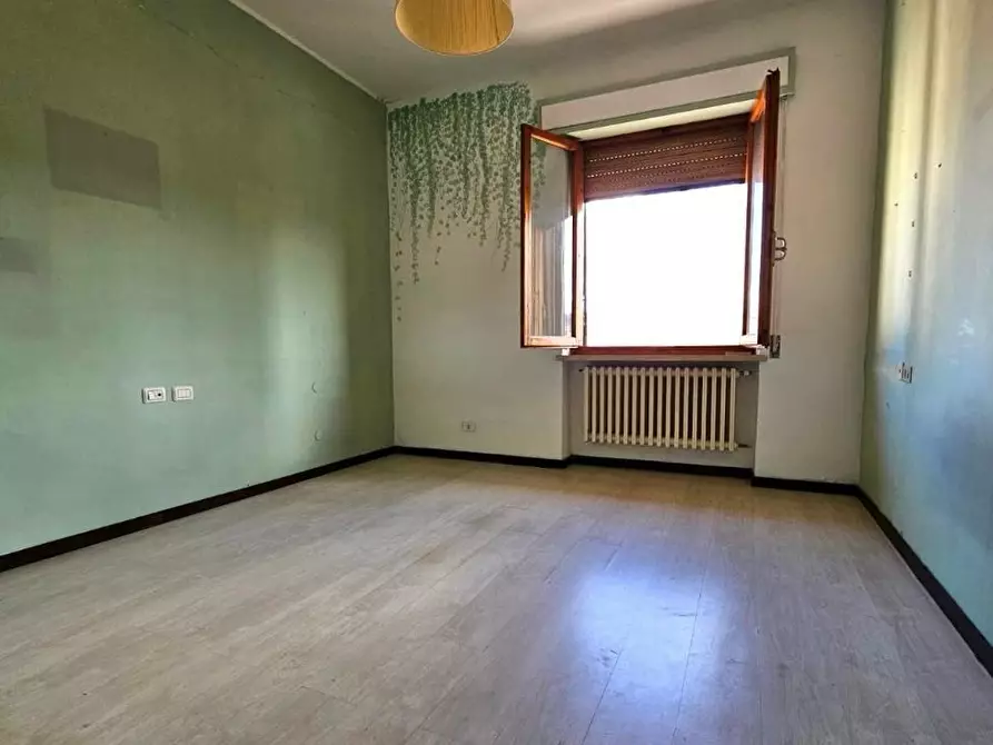 Immagine 32 di Appartamento in vendita  a Poggibonsi