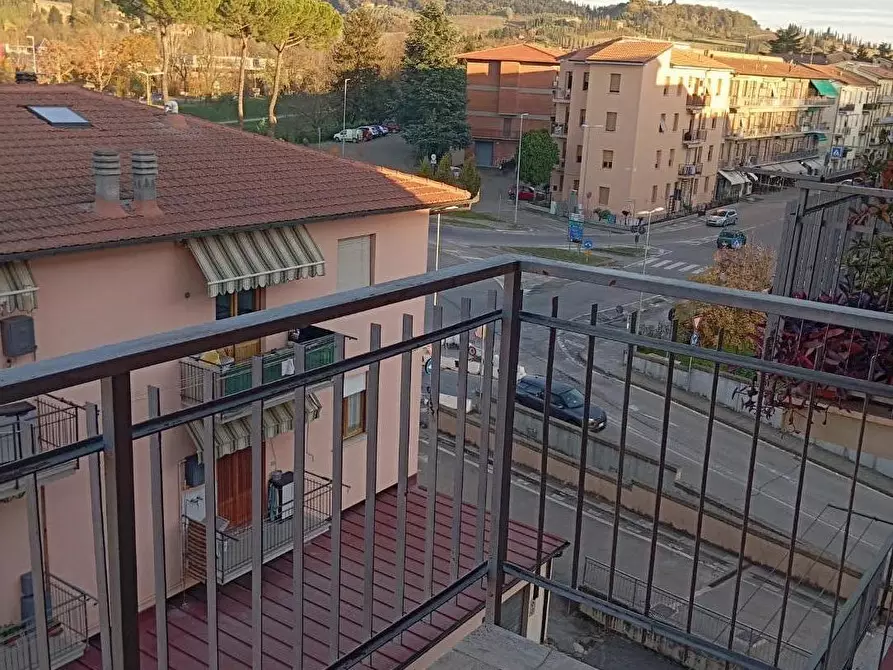 Immagine 28 di Appartamento in vendita  a Poggibonsi