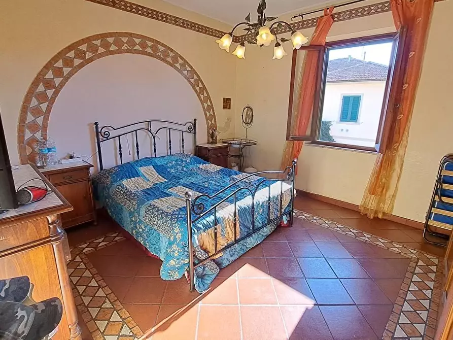 Immagine 10 di Casa bifamiliare in vendita  a Rosignano Marittimo