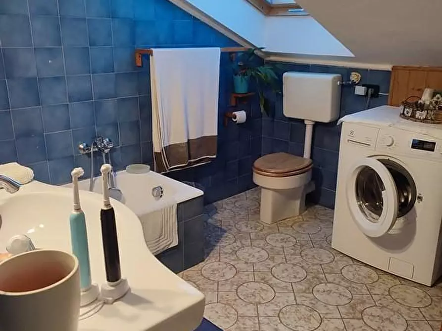 Immagine 9 di Appartamento in vendita  a Sarzana