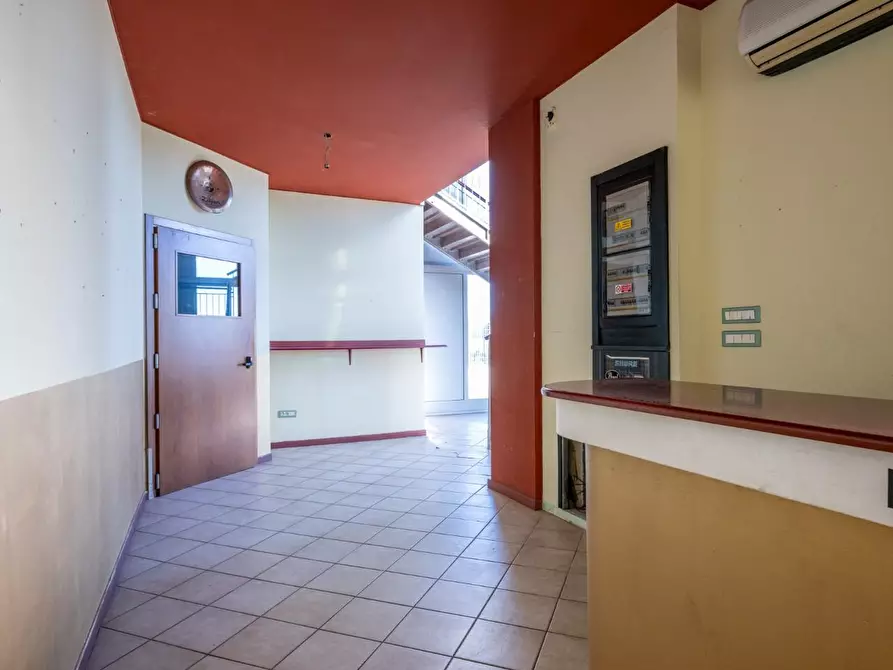 Immagine 3 di Attività artigianale in vendita  a Bientina