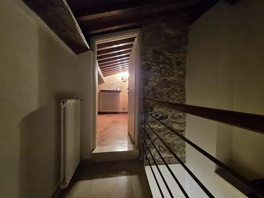 Immagine 5 di Appartamento in vendita  a Viareggio